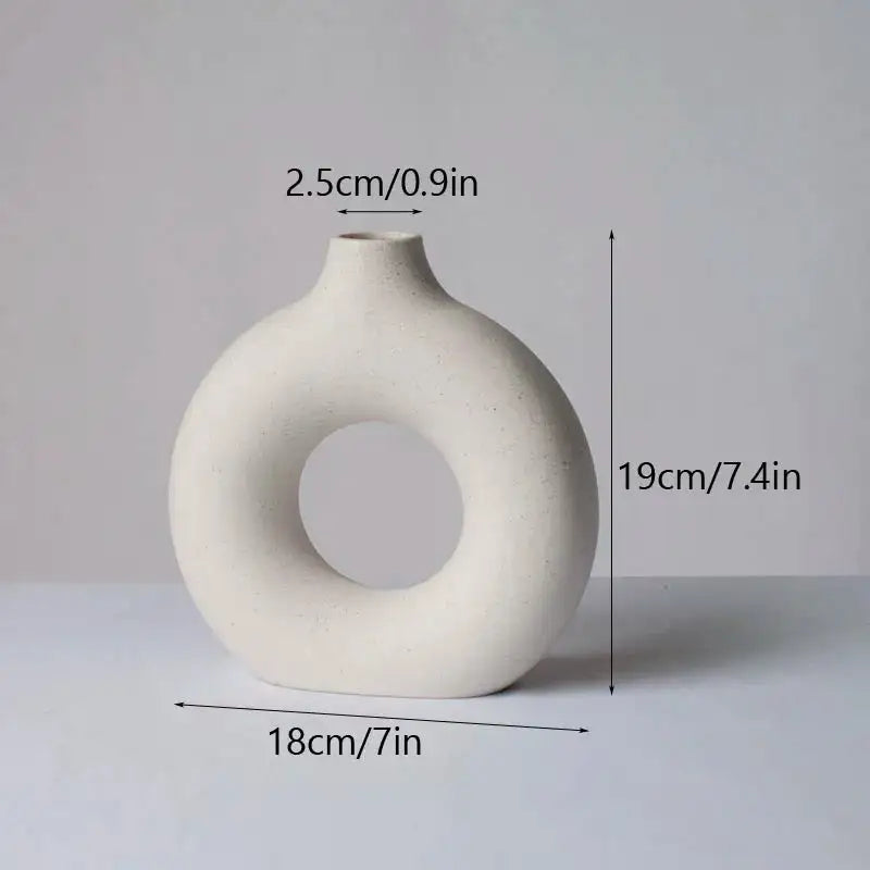 Taufora Halil - Round Ceramic Vase