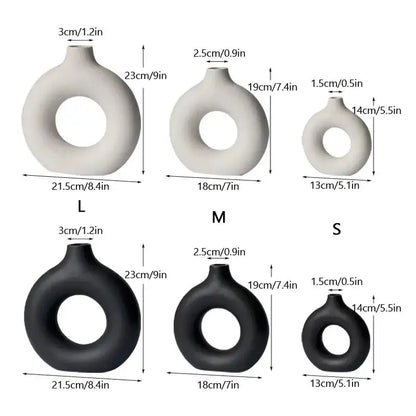 Taufora Halil - Round Ceramic Vase
