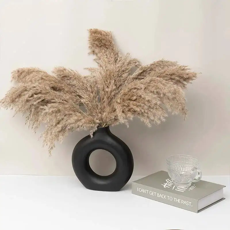 Taufora Halil - Round Ceramic Vase