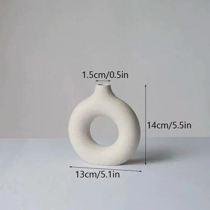 Taufora Halil - Round Ceramic Vase